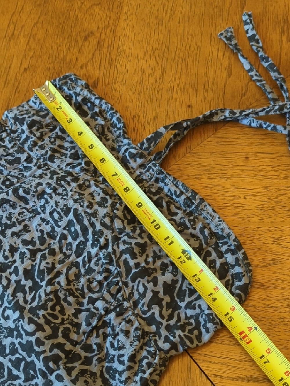 Y2K Maurices Gray And Black Leopard Print Tie Halter Babydoll Top - Picture 3 of 6